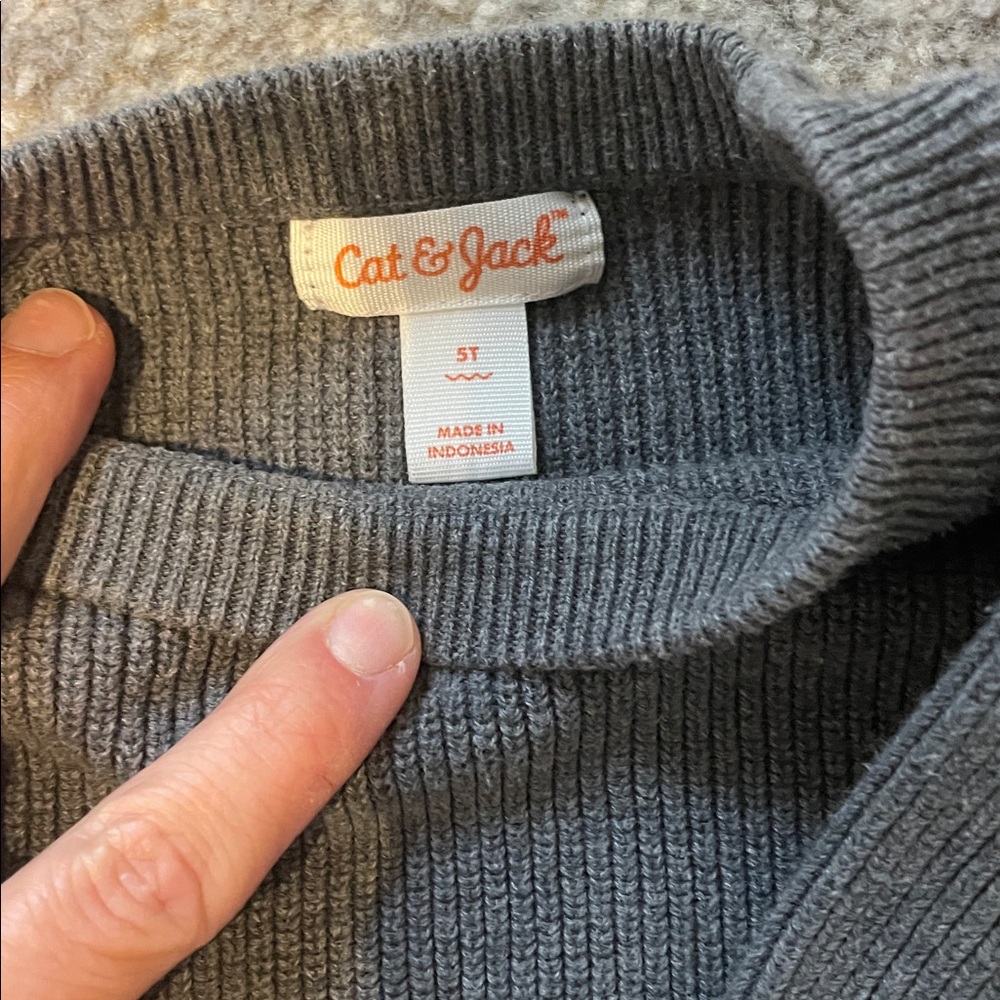 Boys Sweaters - Picture 5 of 5